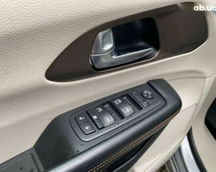 Крайслер Пасифик, объемом двигателя 0 л и пробегом 199 тыс. км за 13400 $, фото 11 на Automoto.ua