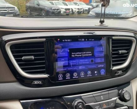 Крайслер Пасифик, объемом двигателя 0 л и пробегом 199 тыс. км за 13400 $, фото 14 на Automoto.ua