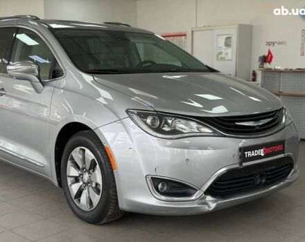 Крайслер Pacifica, об'ємом двигуна 0 л та пробігом 156 тис. км за 26490 $, фото 1 на Automoto.ua