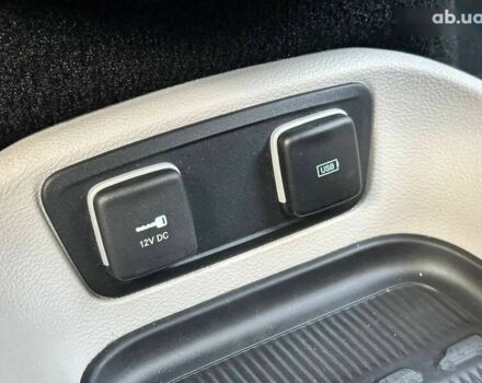 Крайслер Пасифик, объемом двигателя 0 л и пробегом 156 тыс. км за 22990 $, фото 26 на Automoto.ua