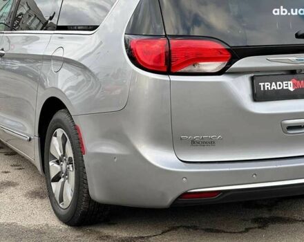 Крайслер Pacifica, об'ємом двигуна 0 л та пробігом 156 тис. км за 22390 $, фото 12 на Automoto.ua