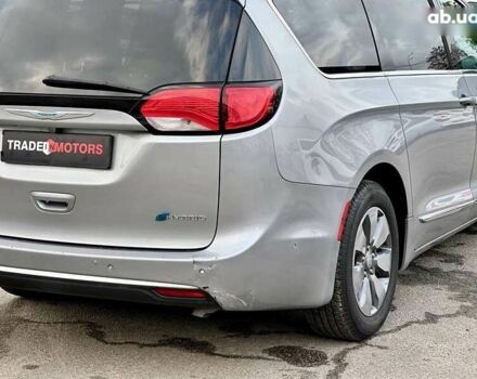 Крайслер Pacifica, об'ємом двигуна 0 л та пробігом 156 тис. км за 22390 $, фото 16 на Automoto.ua