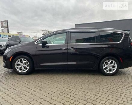 Крайслер Pacifica, об'ємом двигуна 3.6 л та пробігом 99 тис. км за 26800 $, фото 3 на Automoto.ua