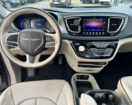 Крайслер Pacifica, об'ємом двигуна 0 л та пробігом 156 тис. км за 22390 $, фото 23 на Automoto.ua