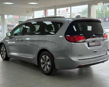 Крайслер Pacifica, об'ємом двигуна 0 л та пробігом 156 тис. км за 26490 $, фото 7 на Automoto.ua