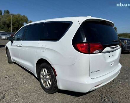 Крайслер Пасифик, объемом двигателя 3.6 л и пробегом 158 тыс. км за 10800 $, фото 2 на Automoto.ua