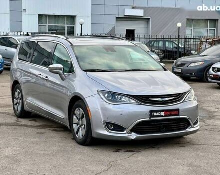 Крайслер Пасифик, объемом двигателя 0 л и пробегом 156 тыс. км за 23490 $, фото 1 на Automoto.ua