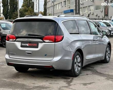 Крайслер Пасифик, объемом двигателя 0 л и пробегом 156 тыс. км за 22990 $, фото 14 на Automoto.ua