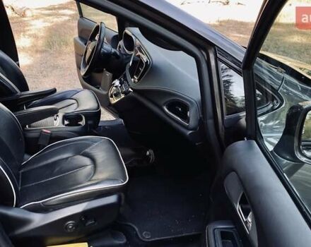 Крайслер Pacifica, об'ємом двигуна 3.61 л та пробігом 166 тис. км за 28000 $, фото 38 на Automoto.ua