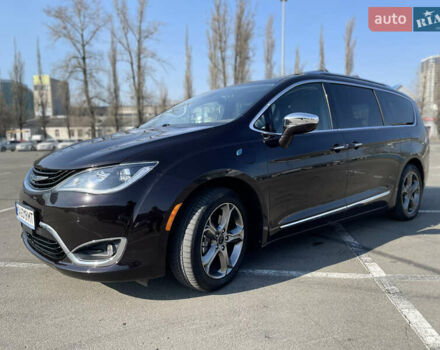 Крайслер Pacifica, об'ємом двигуна 3.6 л та пробігом 125 тис. км за 25900 $, фото 9 на Automoto.ua