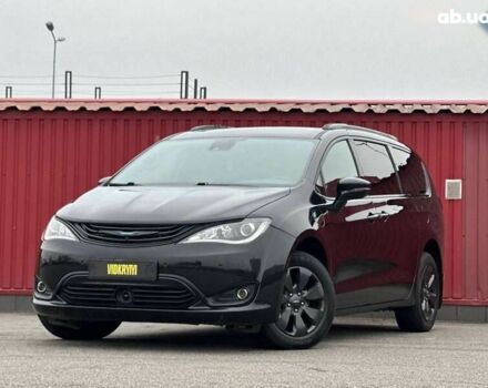 Крайслер Pacifica, об'ємом двигуна 0 л та пробігом 233 тис. км за 20350 $, фото 8 на Automoto.ua