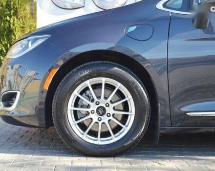 Крайслер Пасифик, объемом двигателя 0 л и пробегом 43 тыс. км за 28500 $, фото 7 на Automoto.ua