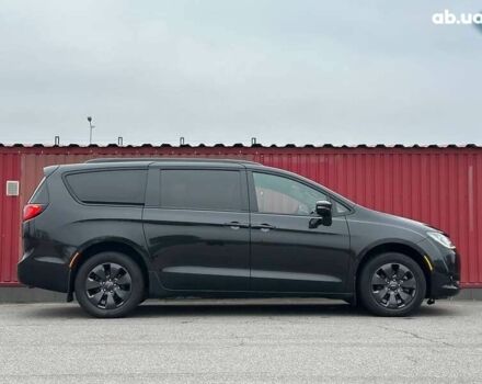 Крайслер Pacifica, об'ємом двигуна 0 л та пробігом 233 тис. км за 20350 $, фото 2 на Automoto.ua