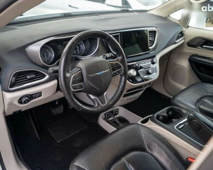 Крайслер Pacifica, об'ємом двигуна 3.6 л та пробігом 135 тис. км за 28000 $, фото 13 на Automoto.ua