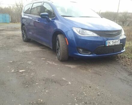 Крайслер Pacifica, об'ємом двигуна 3.61 л та пробігом 10 тис. км за 33000 $, фото 1 на Automoto.ua