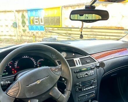 Сірий Крайслер Pacifica, об'ємом двигуна 3.5 л та пробігом 299 тис. км за 4500 $, фото 1 на Automoto.ua