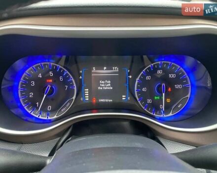 Сірий Крайслер Pacifica, об'ємом двигуна 3.6 л та пробігом 199 тис. км за 13400 $, фото 14 на Automoto.ua