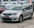 Крайслер Пасифик 2017 в Киеве на Automoto.ua Серый Крайслер Пасифик, объемом двигателя 3.61 л и пробегом 156 тыс. км за 23990 $, фото 6 на Automoto.ua