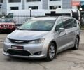 Крайслер Пасифик 2017 в Киеве на Automoto.ua Серый Крайслер Пасифик, объемом двигателя 3.61 л и пробегом 156 тыс. км за 23990 $, фото 5 на Automoto.ua