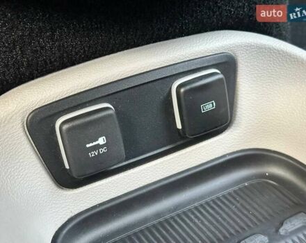 Серый Крайслер Пасифик, объемом двигателя 3.61 л и пробегом 156 тыс. км за 22990 $, фото 26 на Automoto.ua