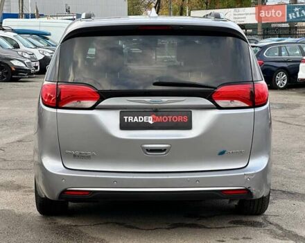 Серый Крайслер Пасифик, объемом двигателя 3.61 л и пробегом 156 тыс. км за 22990 $, фото 13 на Automoto.ua