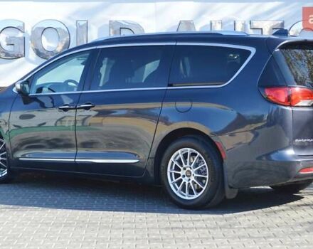 Серый Крайслер Пасифик, объемом двигателя 3.6 л и пробегом 43 тыс. км за 28500 $, фото 9 на Automoto.ua