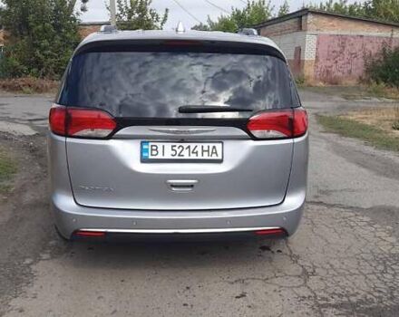 Серый Крайслер Пасифик, объемом двигателя 3.61 л и пробегом 90 тыс. км за 18800 $, фото 3 на Automoto.ua