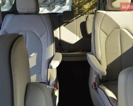 Серый Крайслер Пасифик, объемом двигателя 3.6 л и пробегом 43 тыс. км за 28500 $, фото 45 на Automoto.ua