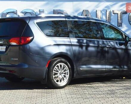 Серый Крайслер Пасифик, объемом двигателя 3.6 л и пробегом 43 тыс. км за 28500 $, фото 13 на Automoto.ua