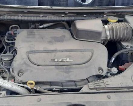 Серый Крайслер Пасифик, объемом двигателя 3.61 л и пробегом 90 тыс. км за 18800 $, фото 20 на Automoto.ua