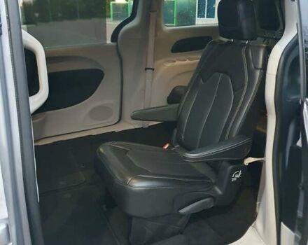 Сірий Крайслер Pacifica, об'ємом двигуна 3.6 л та пробігом 135 тис. км за 17999 $, фото 46 на Automoto.ua