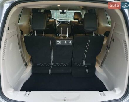 Сірий Крайслер Pacifica, об'ємом двигуна 3.6 л та пробігом 135 тис. км за 17999 $, фото 39 на Automoto.ua