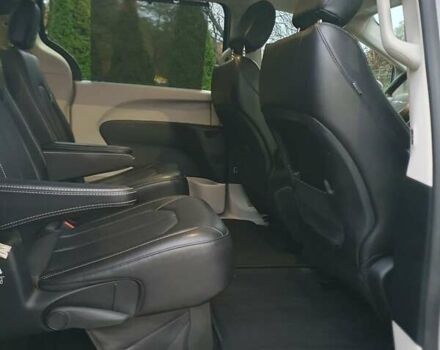 Сірий Крайслер Pacifica, об'ємом двигуна 3.6 л та пробігом 135 тис. км за 17999 $, фото 43 на Automoto.ua