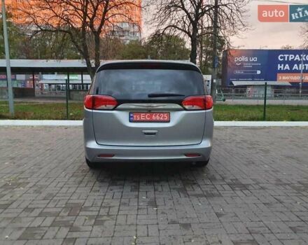 Сірий Крайслер Pacifica, об'ємом двигуна 3.6 л та пробігом 135 тис. км за 17999 $, фото 8 на Automoto.ua