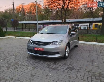 Сірий Крайслер Pacifica, об'ємом двигуна 3.6 л та пробігом 135 тис. км за 17999 $, фото 21 на Automoto.ua