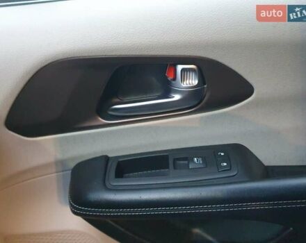 Сірий Крайслер Pacifica, об'ємом двигуна 3.6 л та пробігом 135 тис. км за 17999 $, фото 60 на Automoto.ua