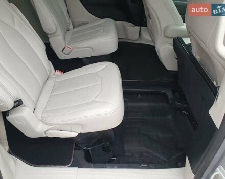 Серый Крайслер Пасифик, объемом двигателя 3.6 л и пробегом 85 тыс. км за 18999 $, фото 44 на Automoto.ua