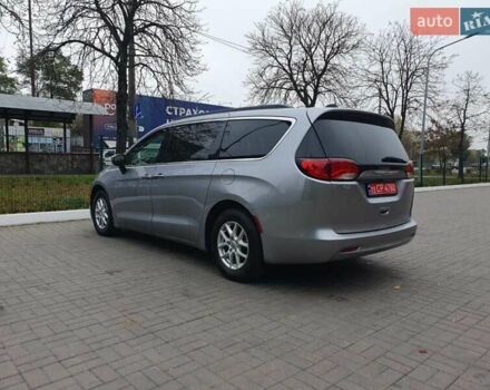 Серый Крайслер Пасифик, объемом двигателя 3.6 л и пробегом 85 тыс. км за 18999 $, фото 4 на Automoto.ua