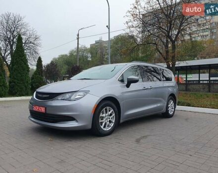 Серый Крайслер Пасифик, объемом двигателя 3.6 л и пробегом 85 тыс. км за 18999 $, фото 23 на Automoto.ua