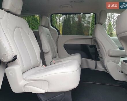 Серый Крайслер Пасифик, объемом двигателя 3.6 л и пробегом 85 тыс. км за 18999 $, фото 43 на Automoto.ua