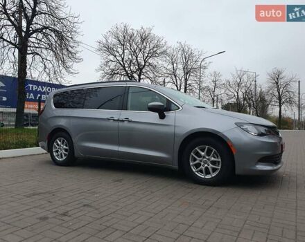 Серый Крайслер Пасифик, объемом двигателя 3.6 л и пробегом 85 тыс. км за 18999 $, фото 15 на Automoto.ua