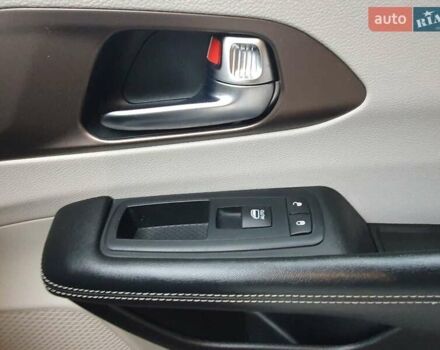 Серый Крайслер Пасифик, объемом двигателя 3.6 л и пробегом 85 тыс. км за 18999 $, фото 75 на Automoto.ua