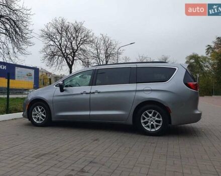 Серый Крайслер Пасифик, объемом двигателя 3.6 л и пробегом 85 тыс. км за 18999 $, фото 2 на Automoto.ua