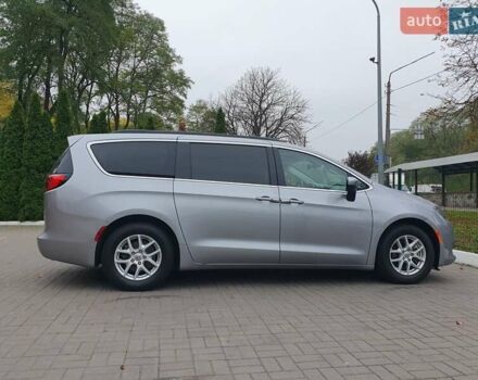 Серый Крайслер Пасифик, объемом двигателя 3.6 л и пробегом 85 тыс. км за 18999 $, фото 12 на Automoto.ua