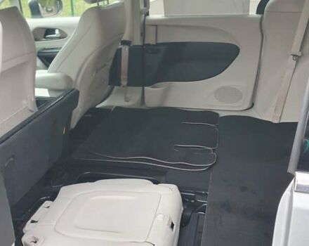 Серый Крайслер Пасифик, объемом двигателя 3.6 л и пробегом 85 тыс. км за 18999 $, фото 48 на Automoto.ua