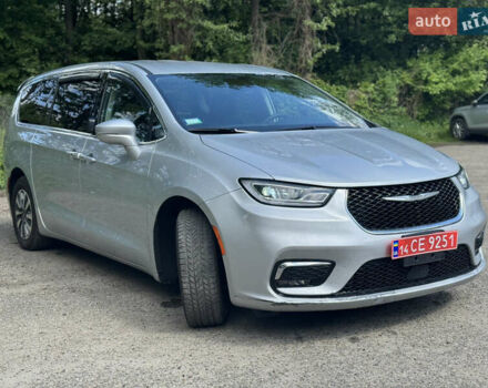 Серый Крайслер Пасифик, объемом двигателя 3.6 л и пробегом 185 тыс. км за 23200 $, фото 1 на Automoto.ua