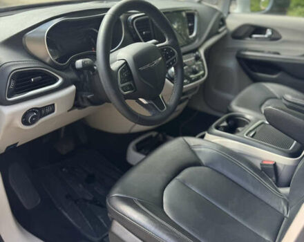 Серый Крайслер Пасифик, объемом двигателя 3.6 л и пробегом 185 тыс. км за 23200 $, фото 15 на Automoto.ua