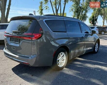 Сірий Крайслер Pacifica, об'ємом двигуна 3.6 л та пробігом 60 тис. км за 32000 $, фото 5 на Automoto.ua