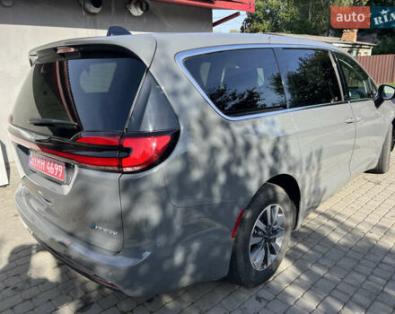 Сірий Крайслер Pacifica, об'ємом двигуна 3.6 л та пробігом 14 тис. км за 39900 $, фото 5 на Automoto.ua