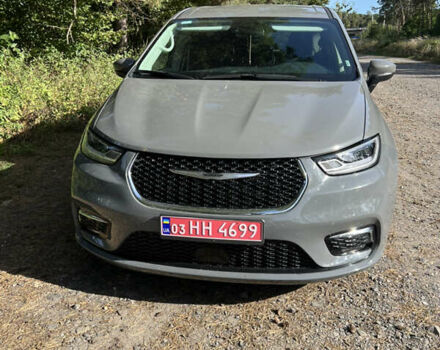 Сірий Крайслер Pacifica, об'ємом двигуна 3.6 л та пробігом 14 тис. км за 39900 $, фото 7 на Automoto.ua